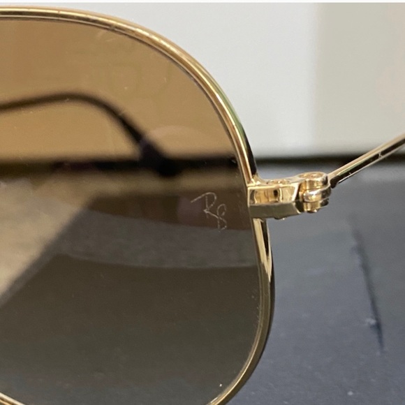 Ray Bans Aviators - Picture 3 of 7